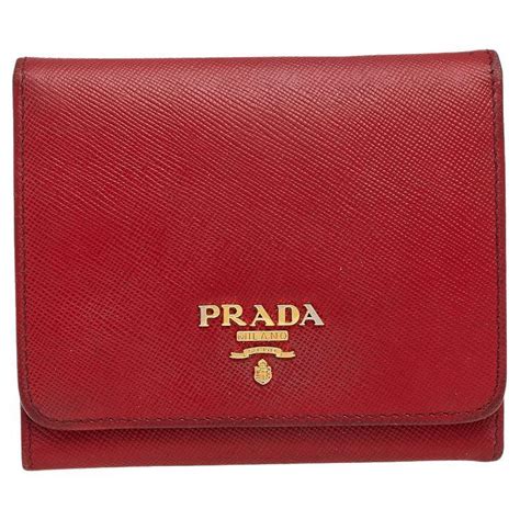 prada portafoglio verticale wallet saffiano red|Prada Saffiano Wallet .